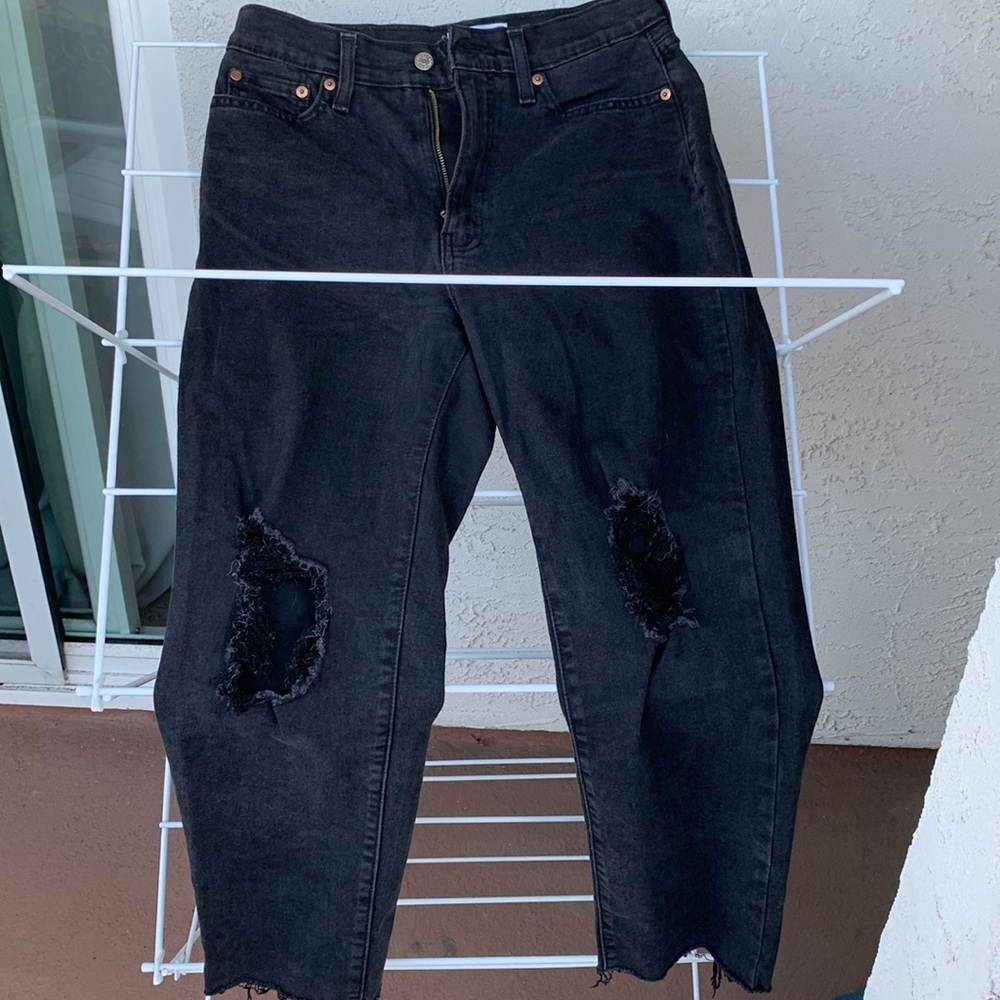 Black Denizen Ultra High Rise Straight Crop Jeans from Levi’s